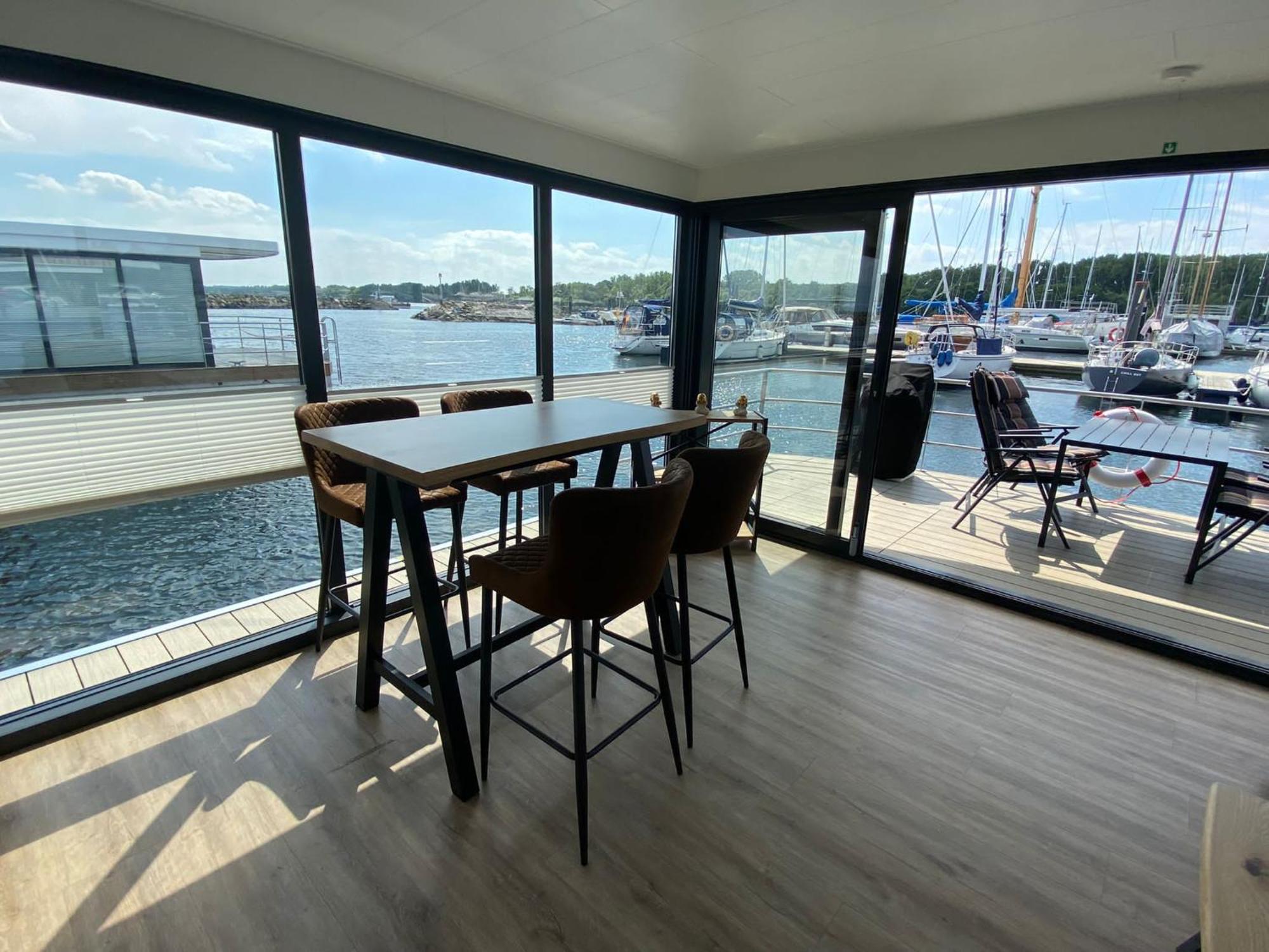 Urlaub Auf Dem Wasser Mit Einmaligen Ausblick - Well Hausboote Boltenhagen 10 エクステリア 写真